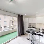 3 Pers Piscine Parking Coeur De *