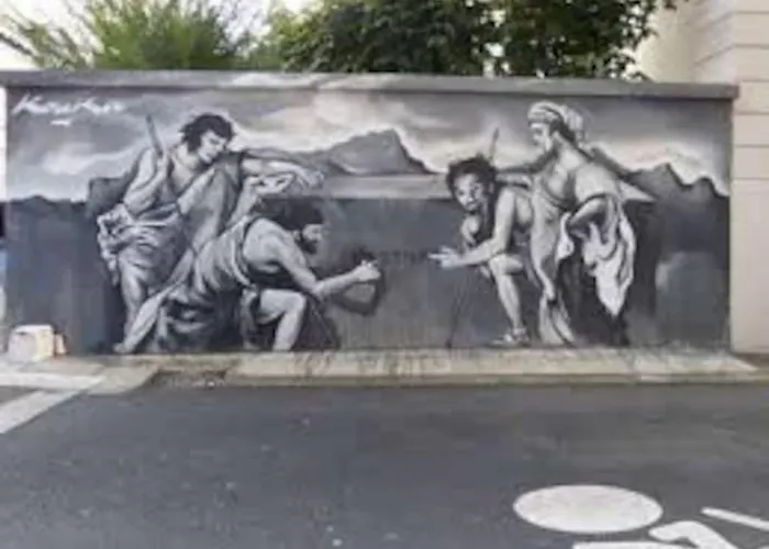 3 Pers Piscine Parking Coeur De Grenoble