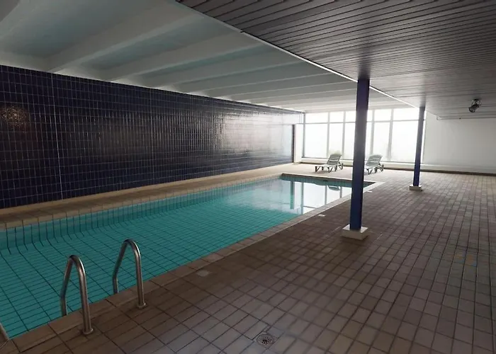3 Pers Piscine Parking Coeur De Grenoble